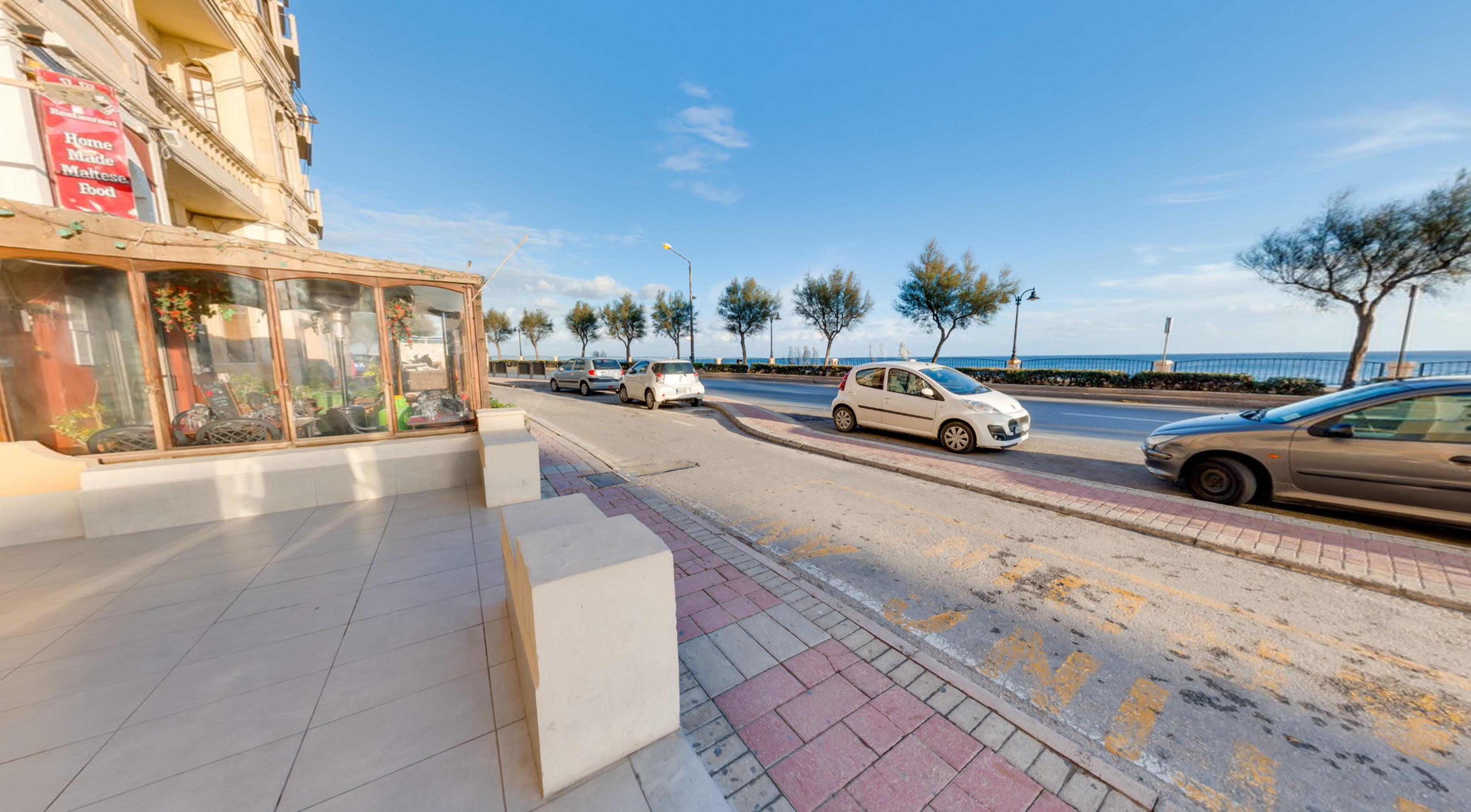 Europa 2* Sliema